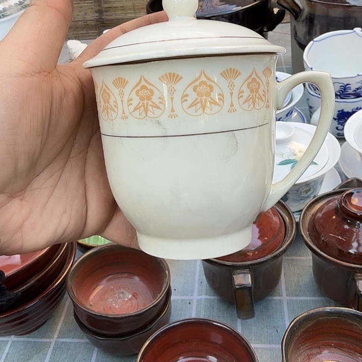 茶盏陶瓷盘子啥都有