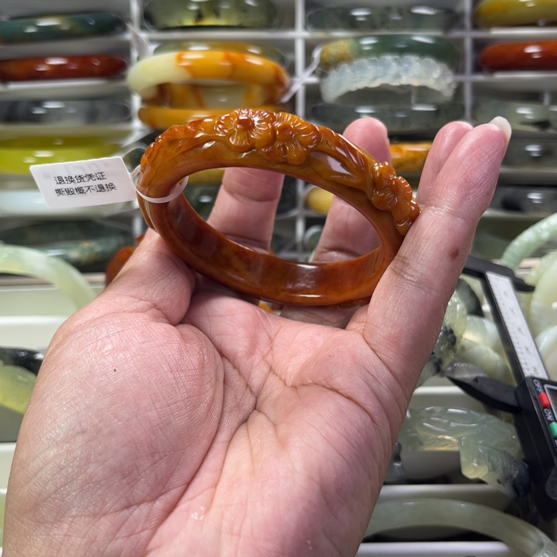 蛇纹石玉手镯未镶嵌彦*