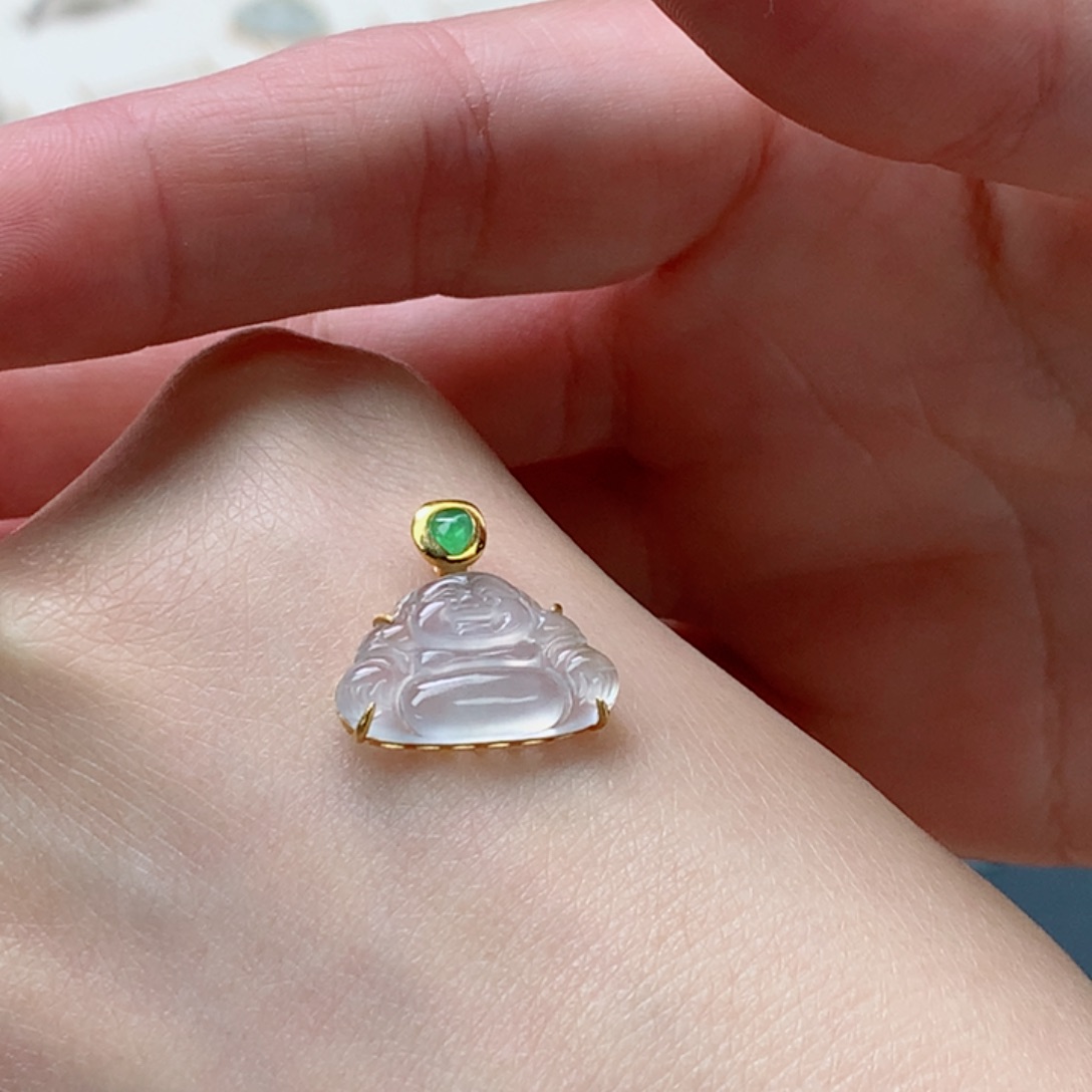 颈饰18K金镶嵌翡翠翡翠