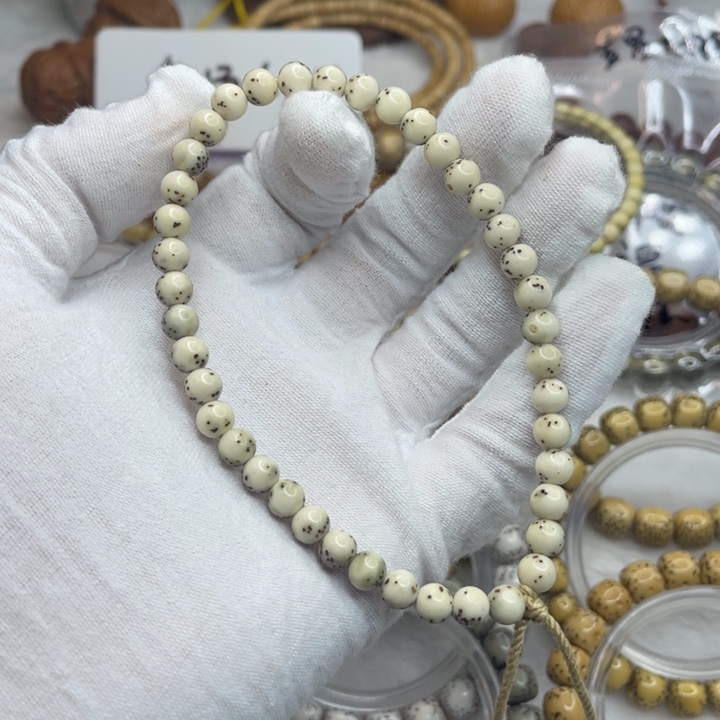 ****李手串星月菩提6/6石玉