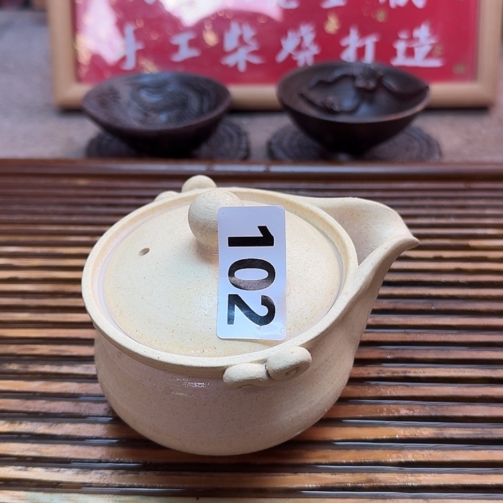 大***罗纯手工打造粗陶茶具