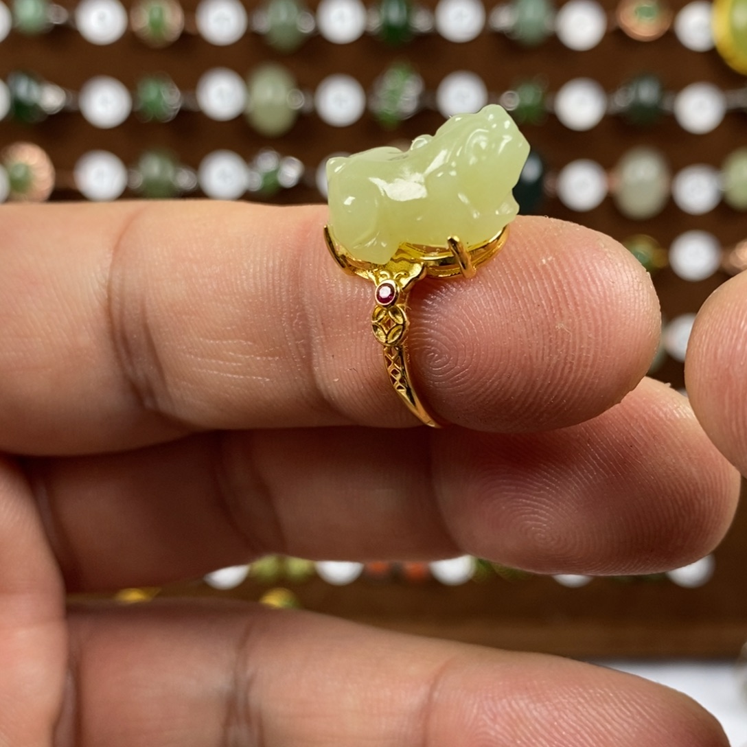 和田玉（黄玉）戒指银S925镀金镶嵌