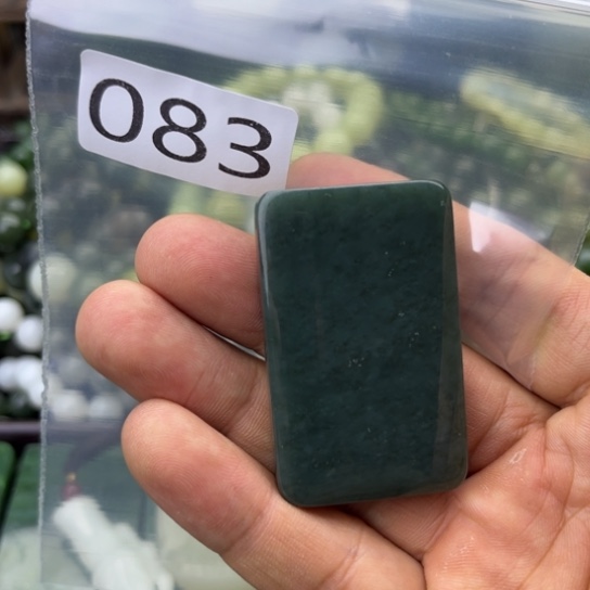 未镶嵌和田玉珠宝半成品