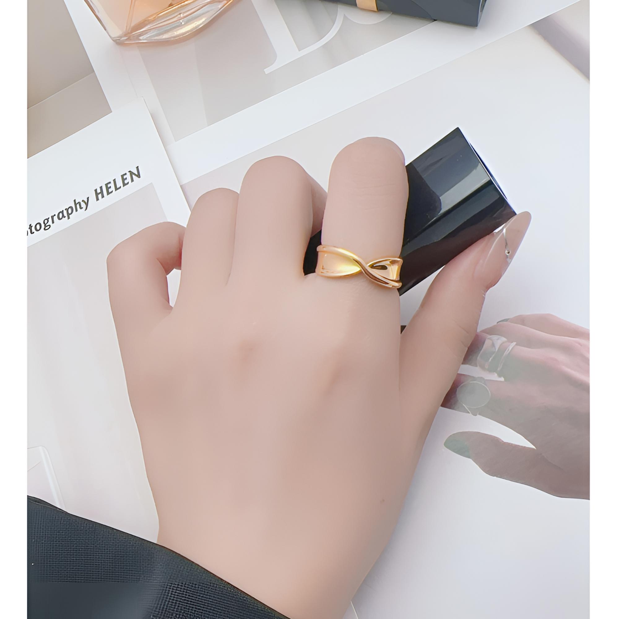 [抖音质检 现货]5D黄金韩风ins网红素款扭结戒指食指戒足金999