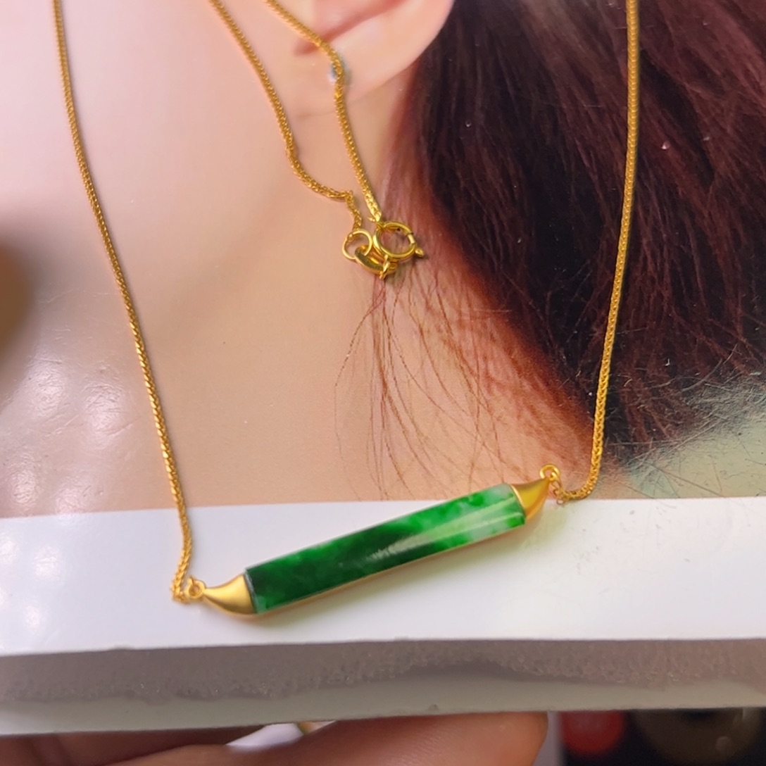 翡翠颈饰18K金镶嵌瀛*项链