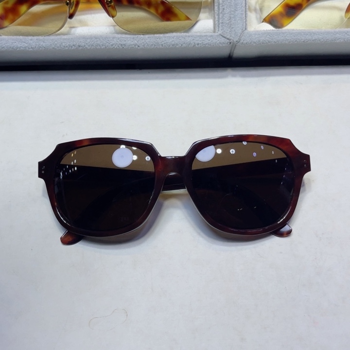 阿***分体式天然老石头镜