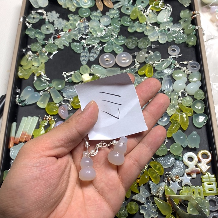 *****蛇纹石玉合金耳钉
