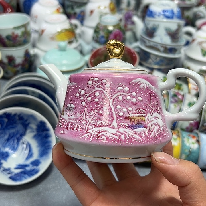 景德镇陶瓷手工艺品