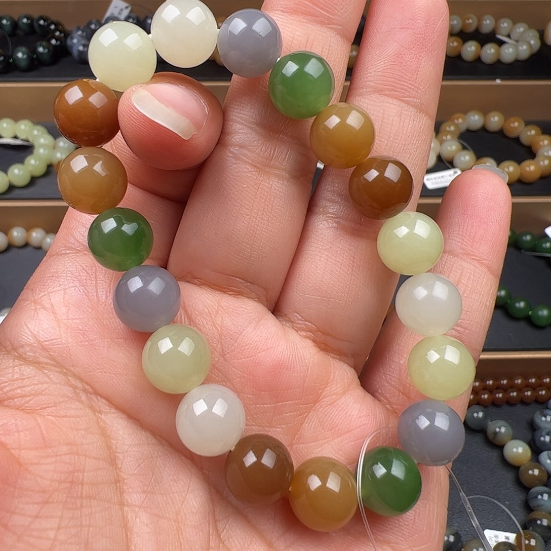 和田玉未镶嵌手链