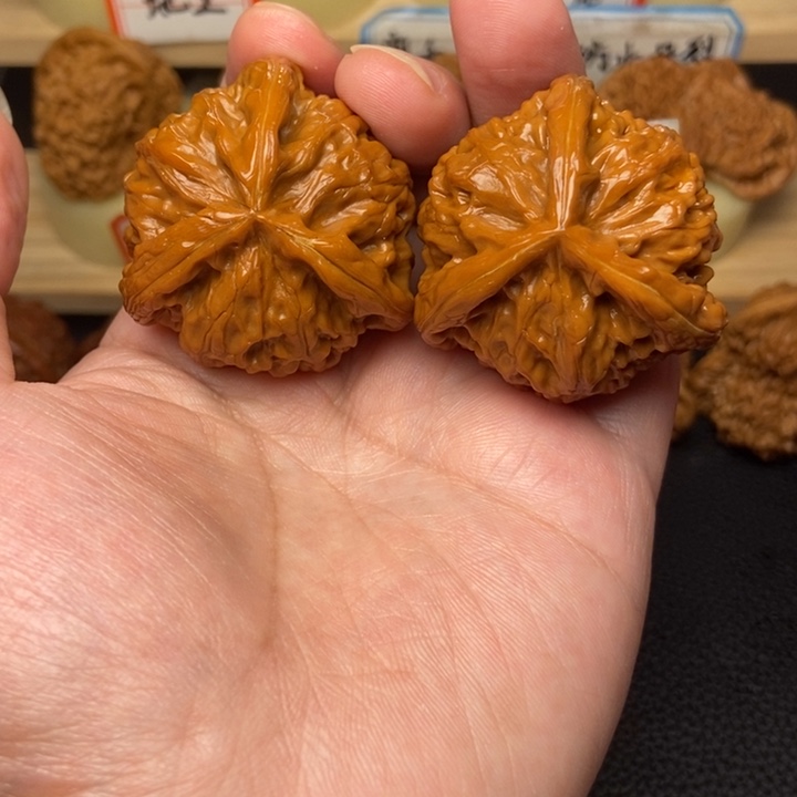 文玩核桃把件工艺三棱