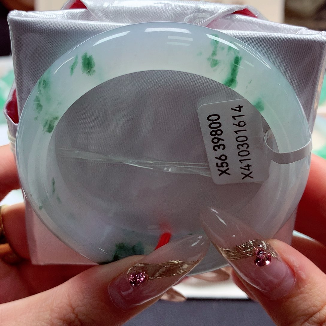 翡翠手镯未镶嵌22（16号）有冰纹