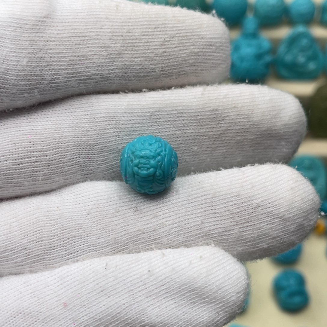 绿松石未镶嵌颈饰