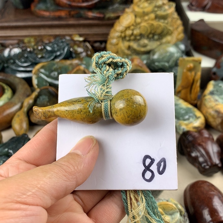 岫岩河磨玉（透闪石质玉）挂件未镶嵌