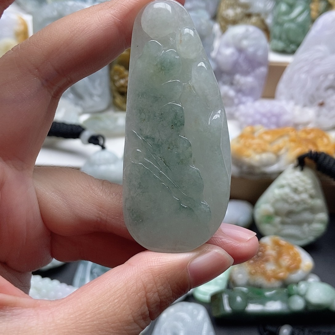 翡翠未镶嵌颈饰翡翠