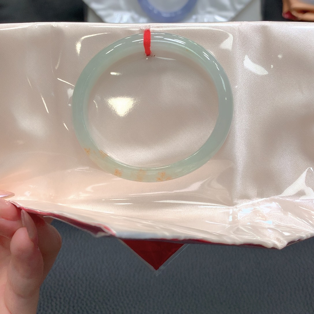 翡翠未镶嵌手镯贵妃