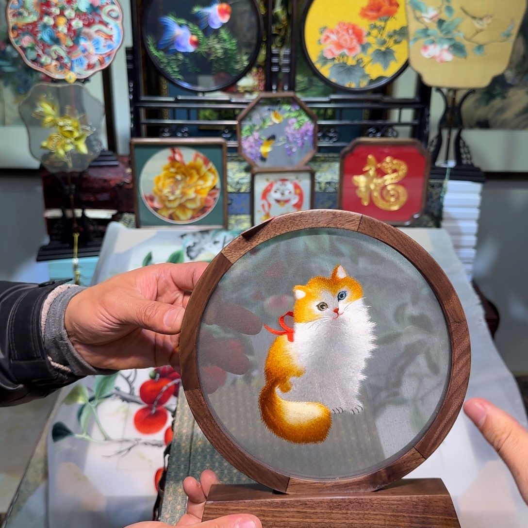 刺绣刺绣工艺精湛