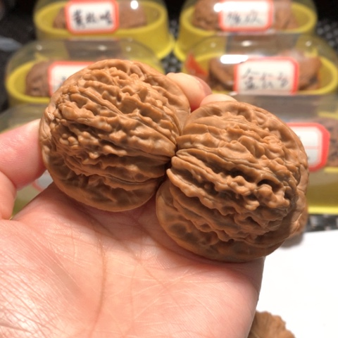 文玩核桃吊坠晟***铭楼子