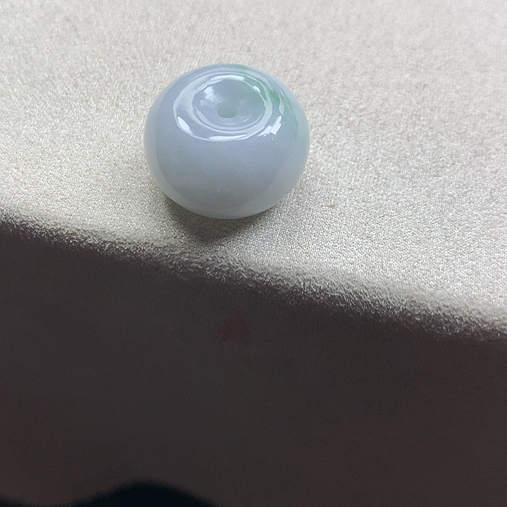 翡翠颈饰未镶嵌吊坠