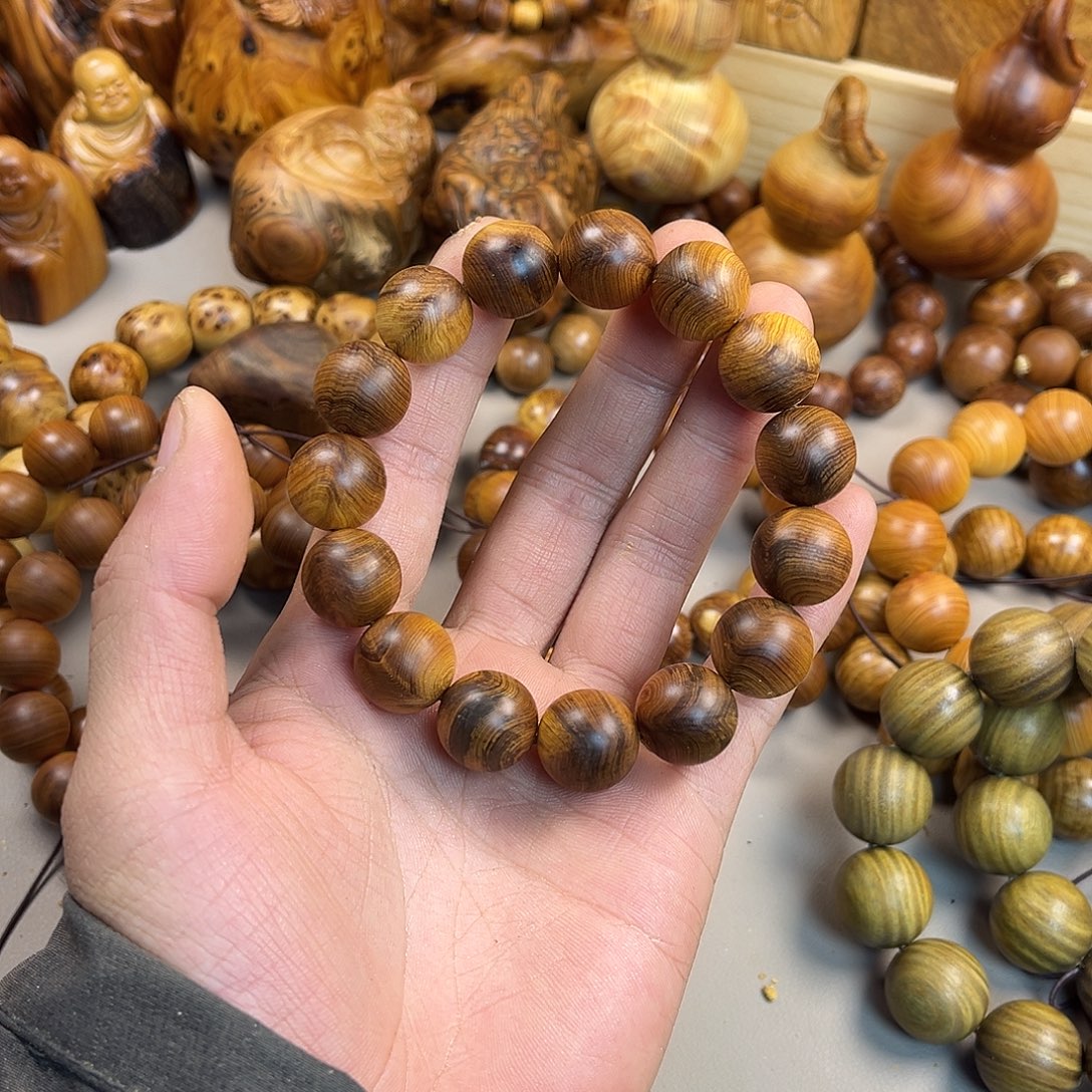 奔***豆手串/手链柏木（崖柏）15黄粉黑油泥膏乱纹