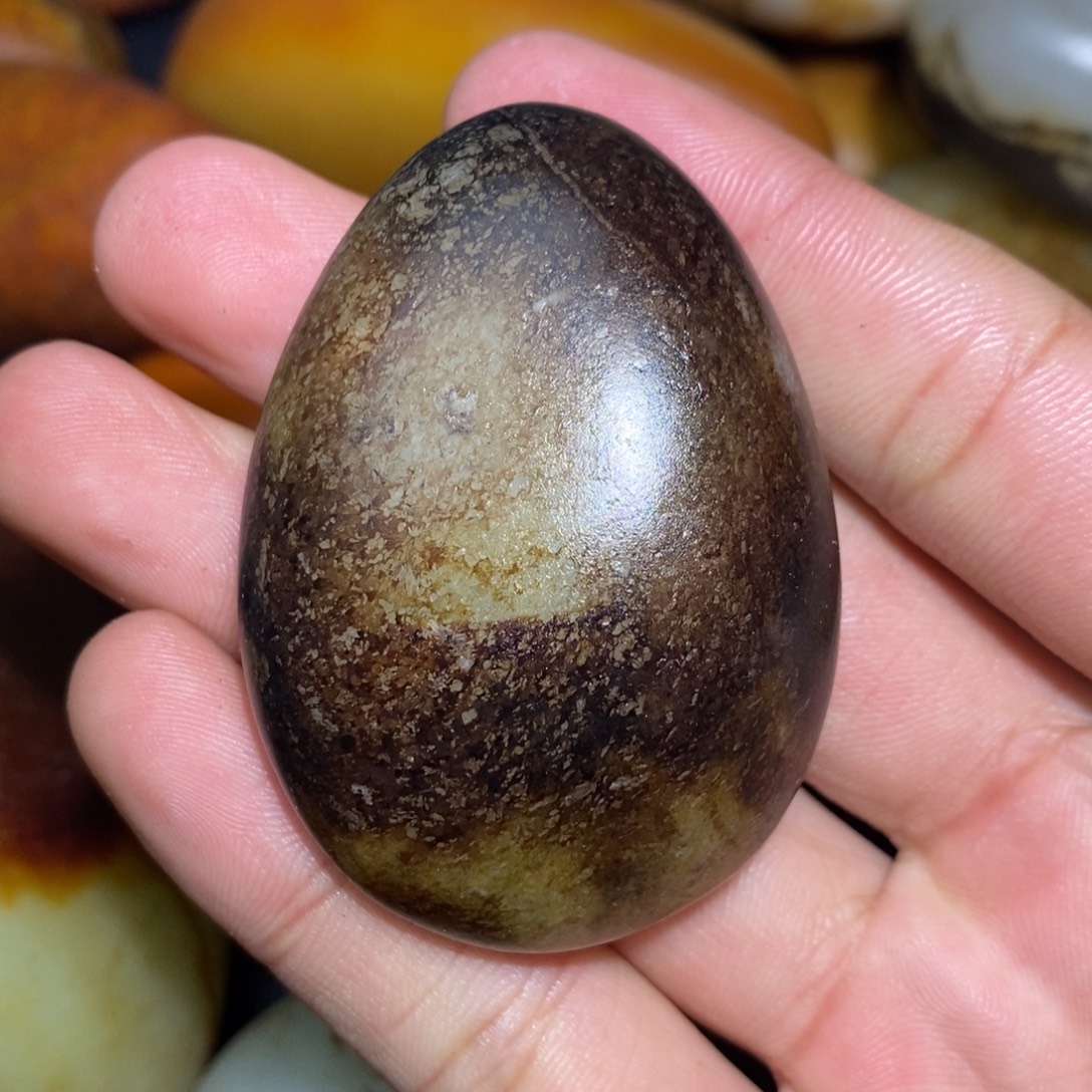 和田玉未镶嵌珠宝奇石