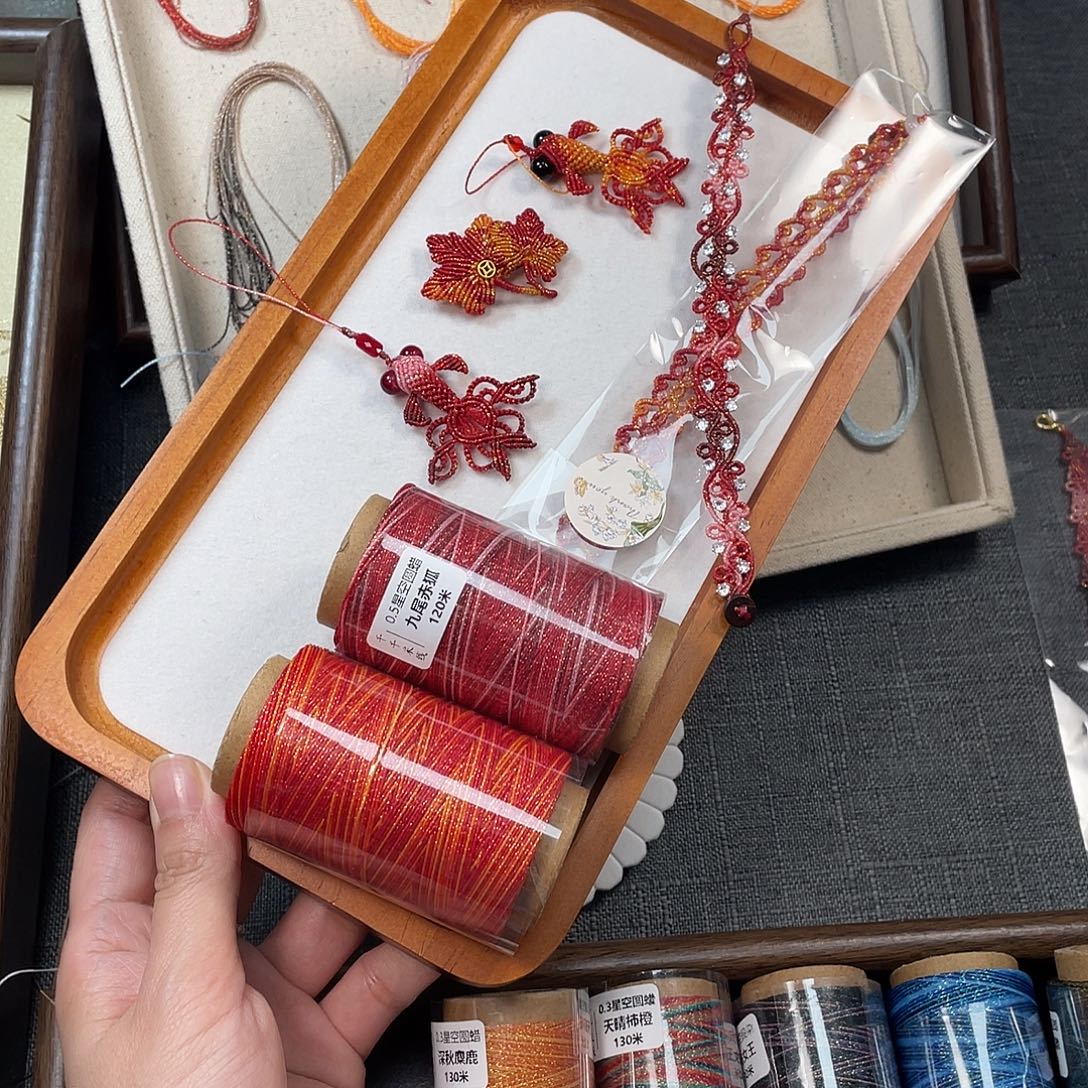 聚酯纤维0.5星空圆蜡九尾➕火凤凰