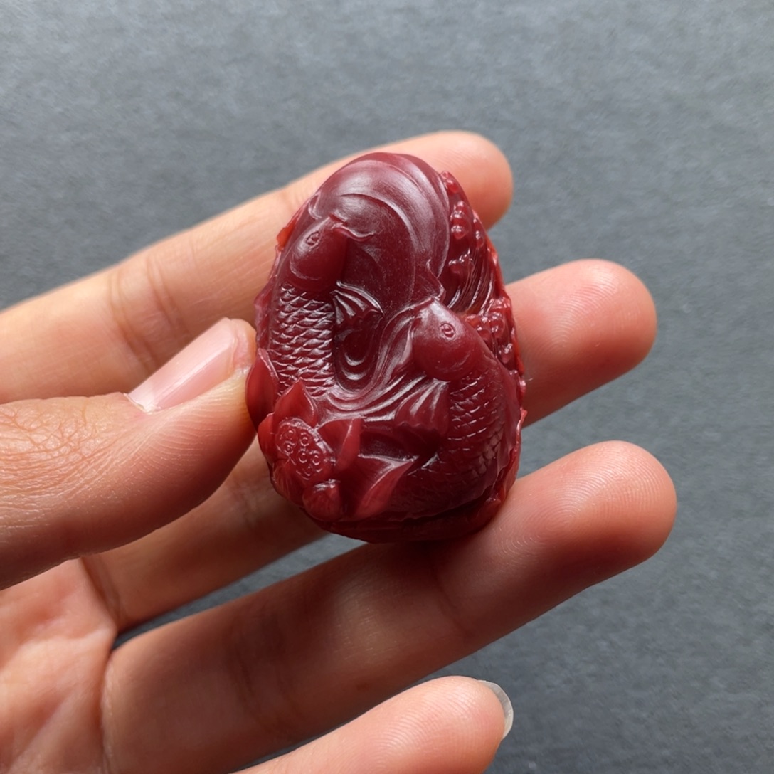 南红玛瑙配饰未镶嵌连连有鱼