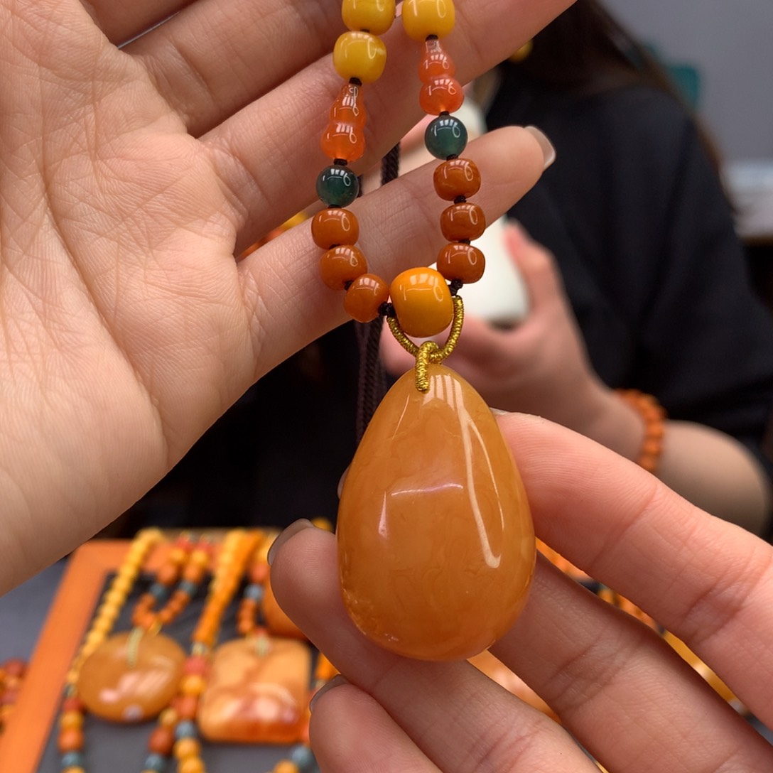 蜜蜡颈饰未镶嵌水滴