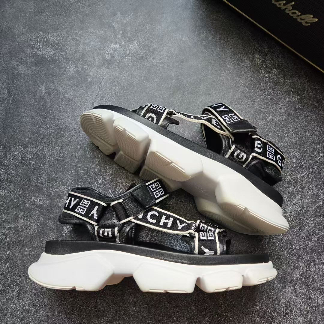 99新 Givenchy/纪梵希 绑带凉鞋凉拖 40码 鞋