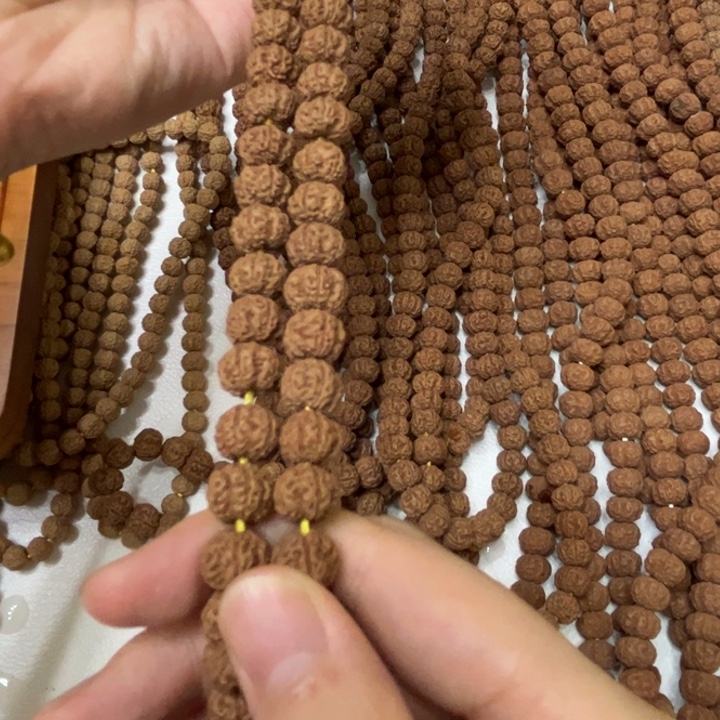 金刚菩提吊坠凹底梅花108