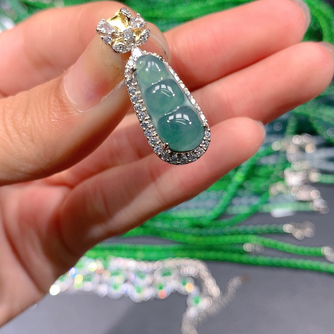 翡翠戒指未镶嵌天然翡翠