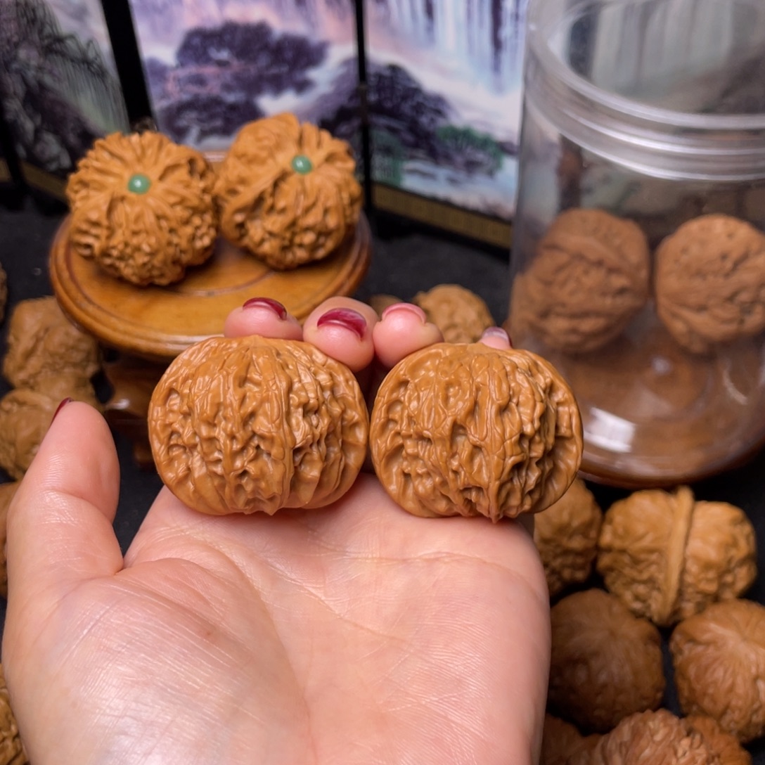 回***二把件文玩核桃40全品磨