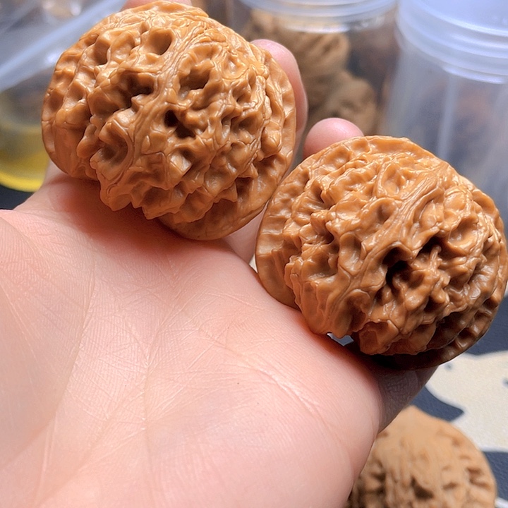 文玩核桃吊坠哪***?苹果圆儿