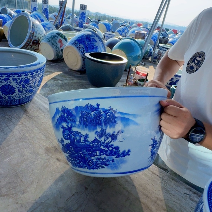 瓷片直径40，高24。。。。