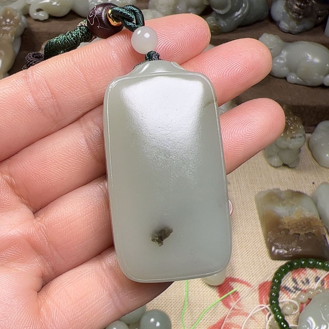 和田玉挂件未镶嵌