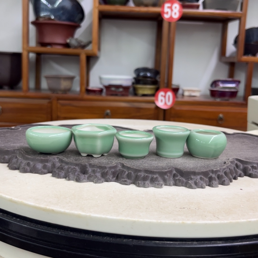 紫砂花盆瑕疵2/5。。。2/5。。。