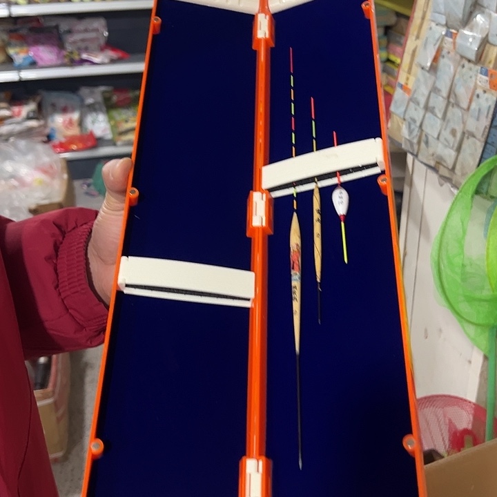 橙色漂盒➕三支浮漂11111