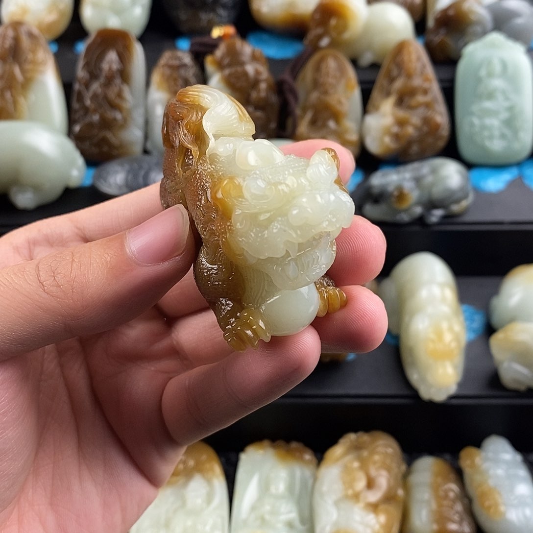 和田玉挂件未镶嵌用****2