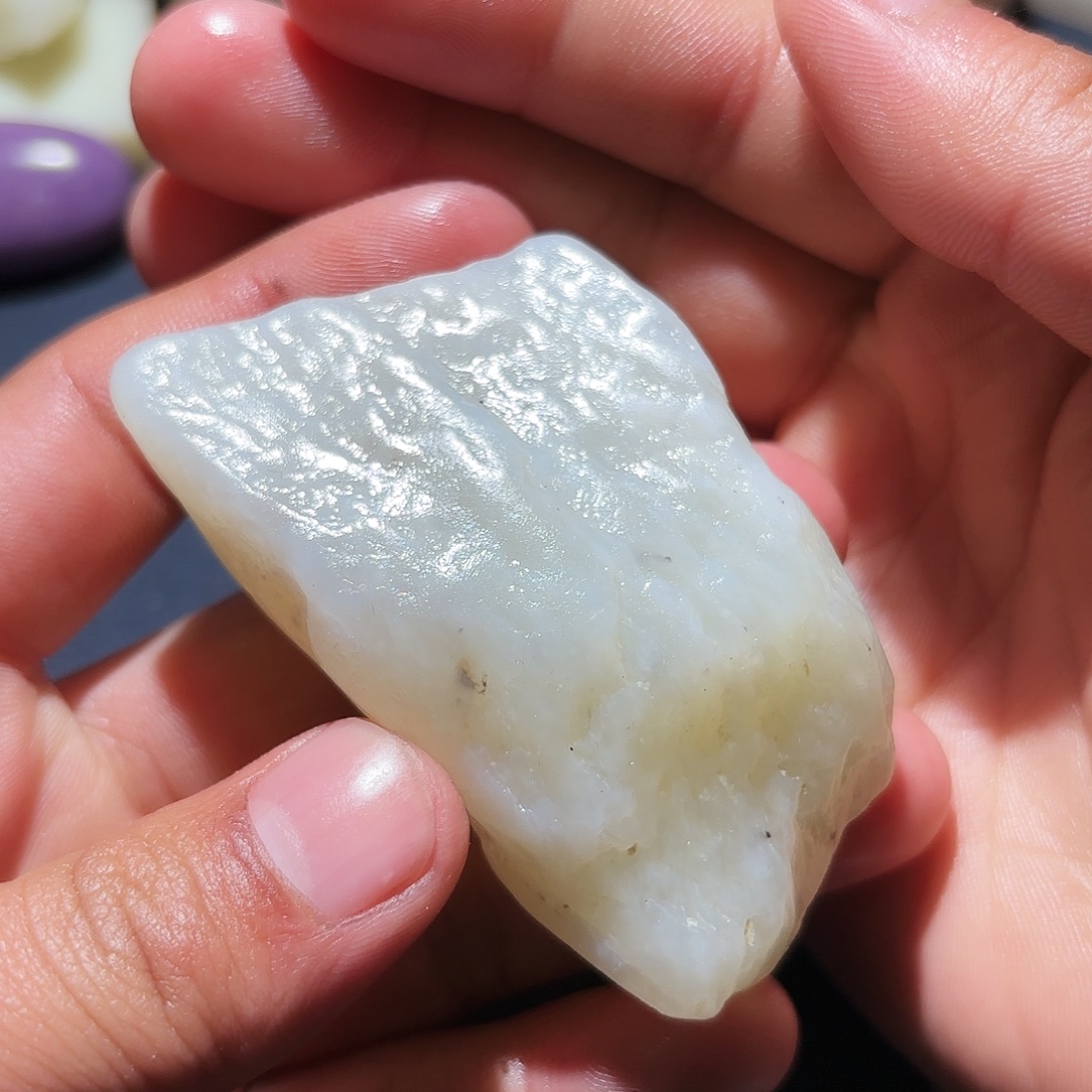 和田玉未镶嵌珠宝奇石