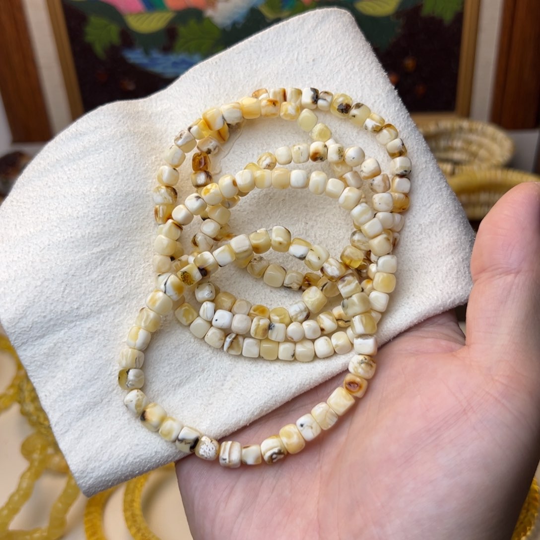 琥珀裸石未镶嵌奥利奥方糖多样发其一