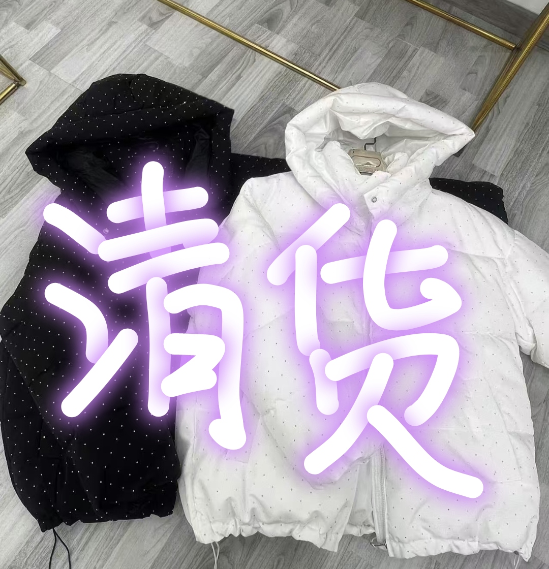 直播时主播给编号时拍，外套上衣