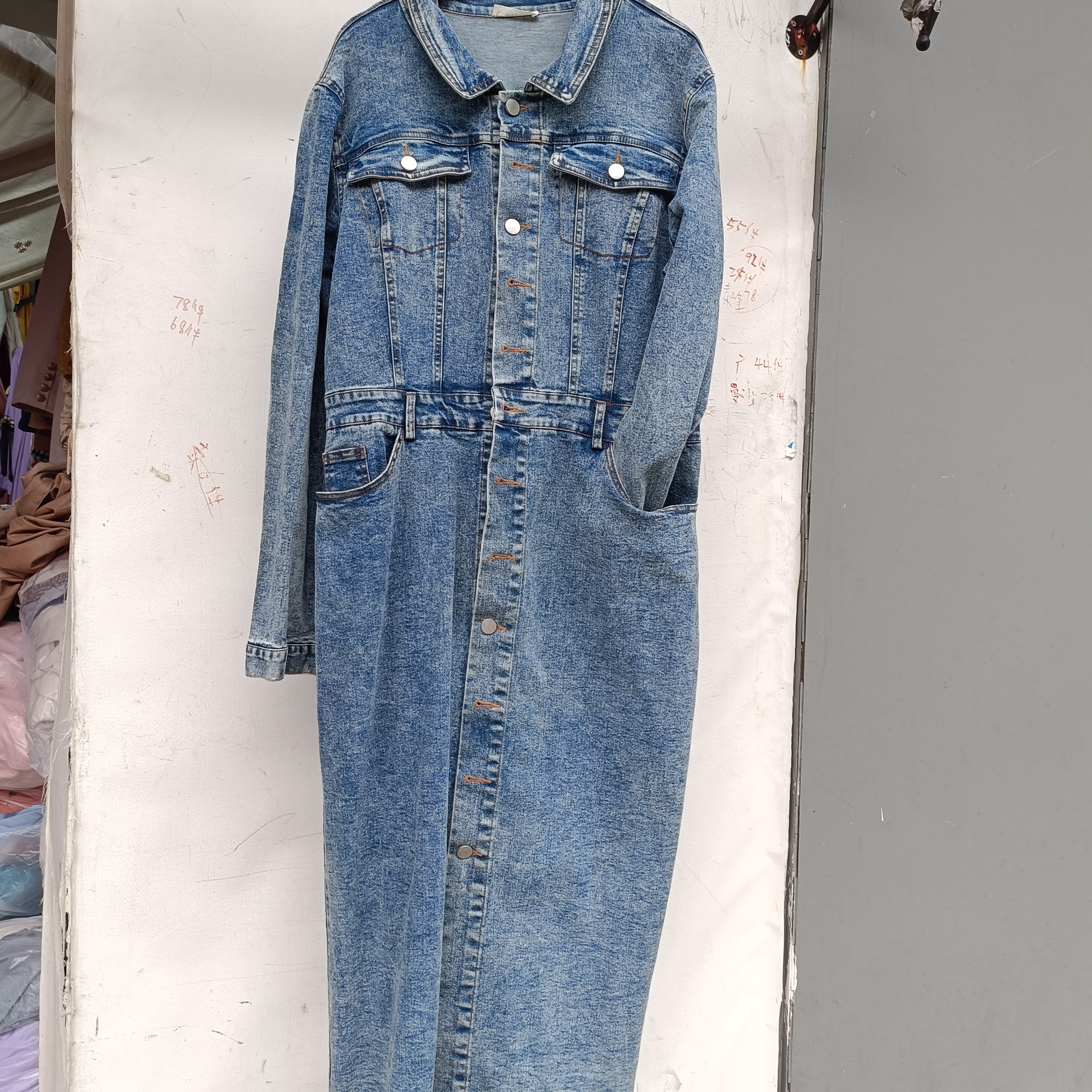 法式复古翻领长袖水洗蓝牛仔连衣裙女春秋新款收腰显瘦中长裙