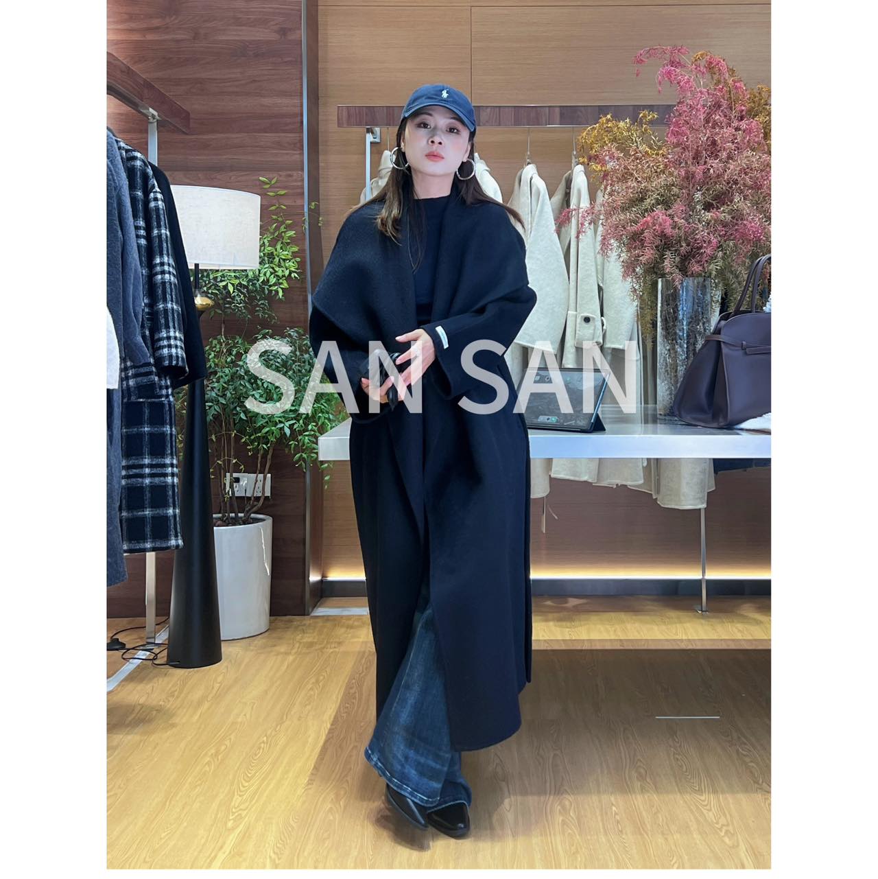  SANSAN推荐【本色月光】秋冬大波浪翻领排扣中慵懒长款大衣