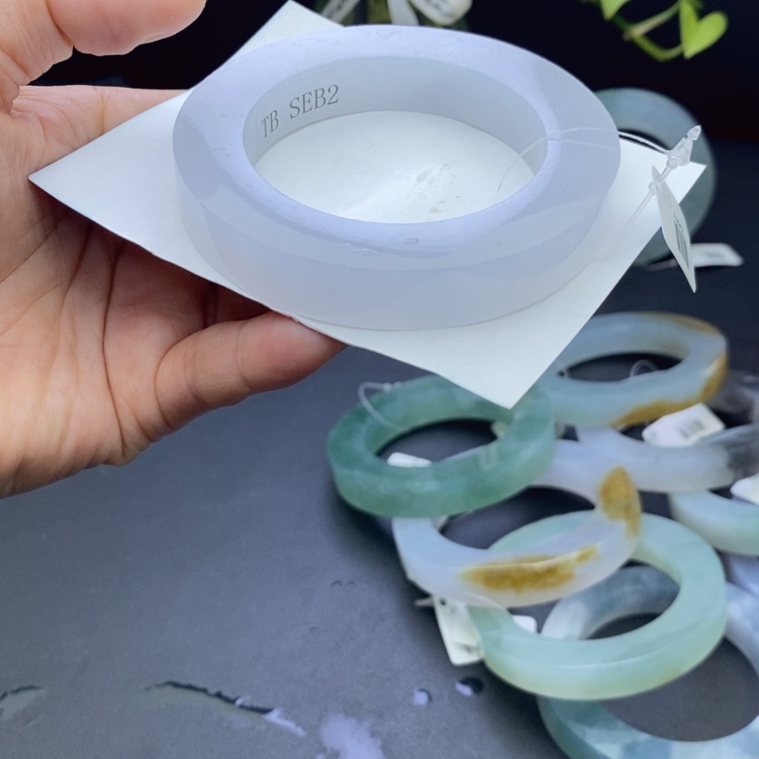 定制翡翠翡翠未镶嵌