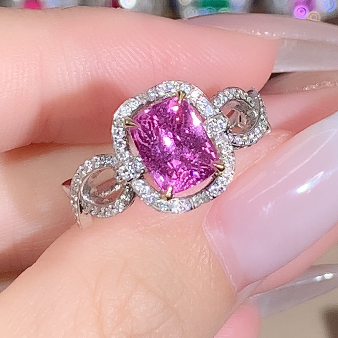 戒指彩色蓝宝石18K金镶嵌2.03ct/天然宝石/七天无理由