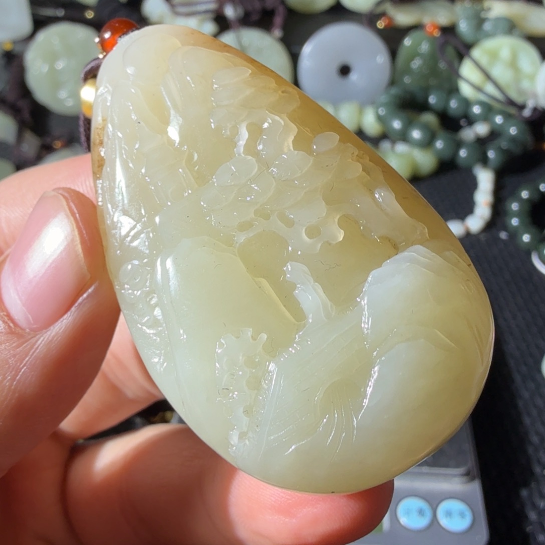 和田玉未镶嵌颈饰