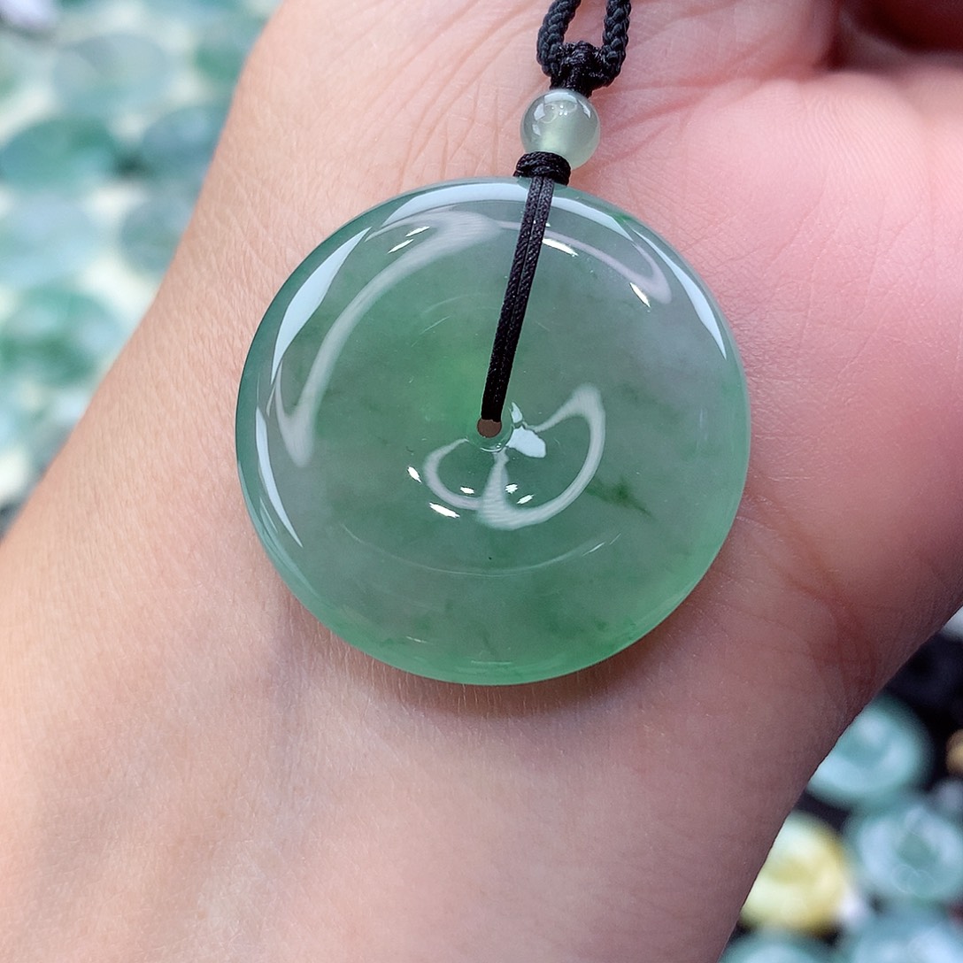 翡翠未镶嵌颈饰编号41尺寸28.3-5.8