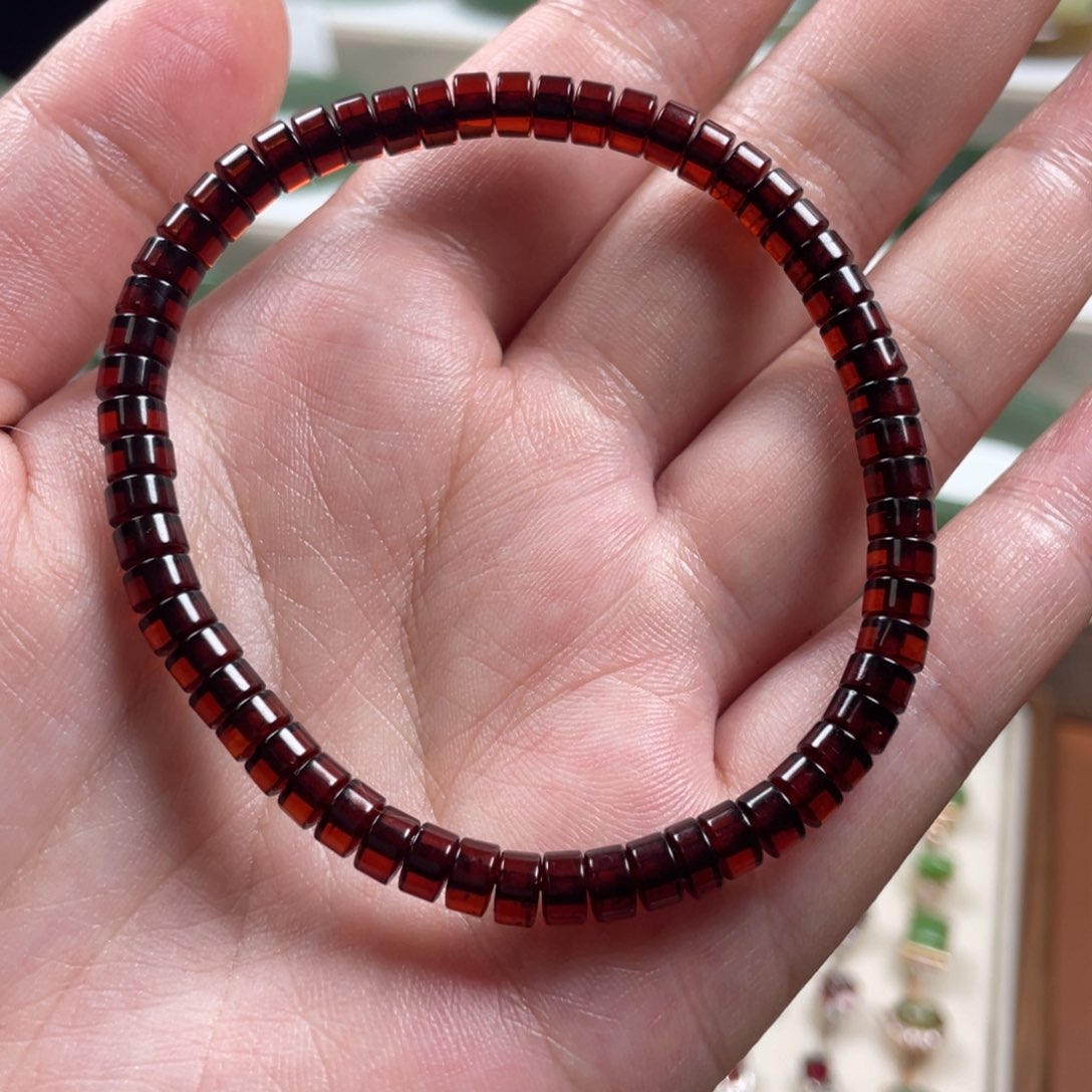 琥珀手串未镶嵌直切手串