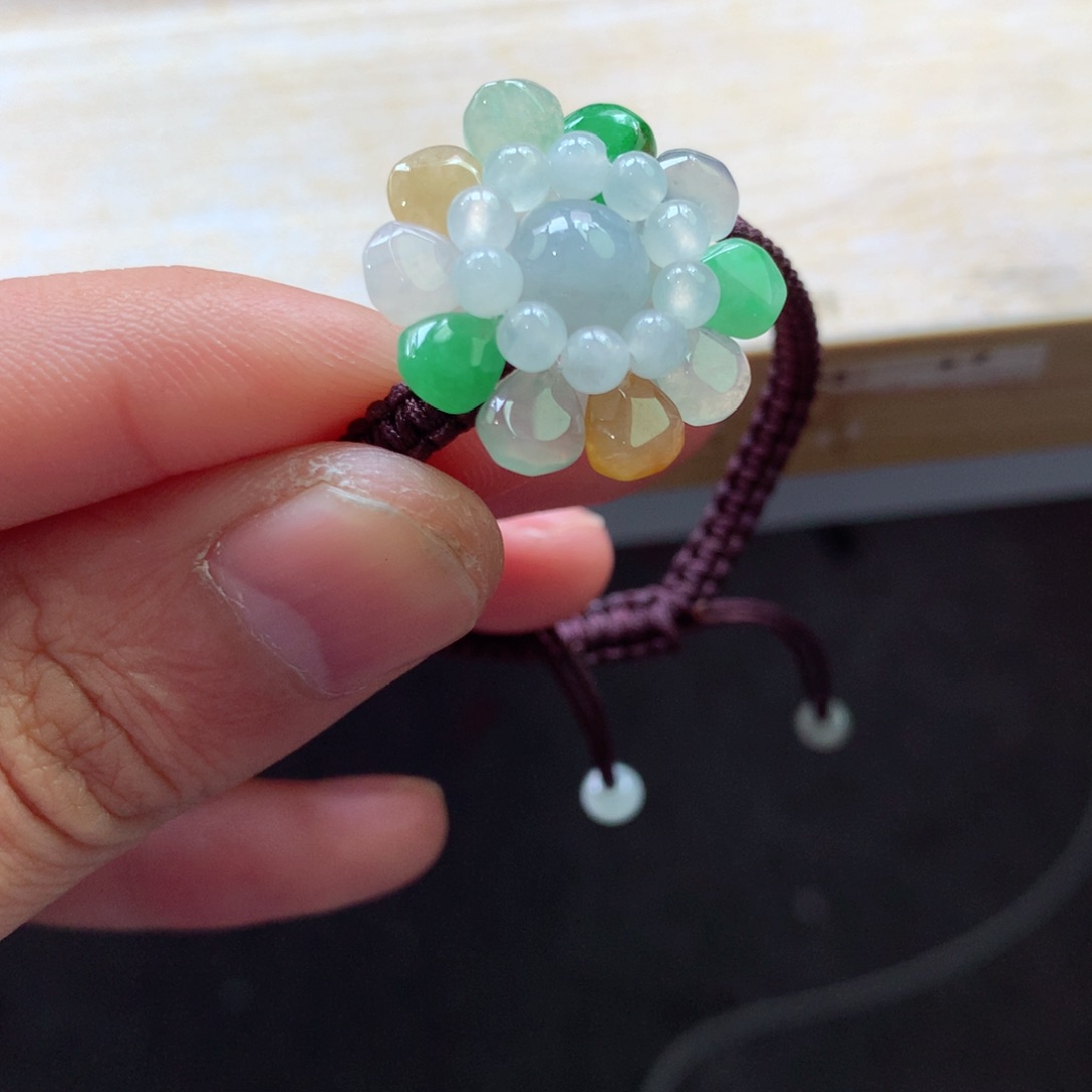 翡翠颈饰未镶嵌吊坠