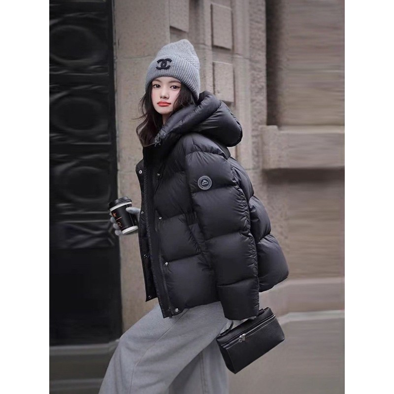 波司登极地联名2025连帽加厚袖标韩版时尚长短款羽绒服女端保暖泡