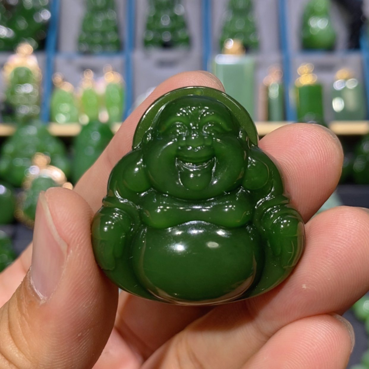 【闪购商品】和田玉吊坠(不含链)未镶嵌菠菜绿佛公 35/11